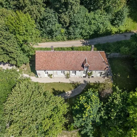 Gite De Charme En Foret De Compiegne - 6 Pers, Jardin Clos, Equipements Modernes - Fr-1-526-48 Holiday home *